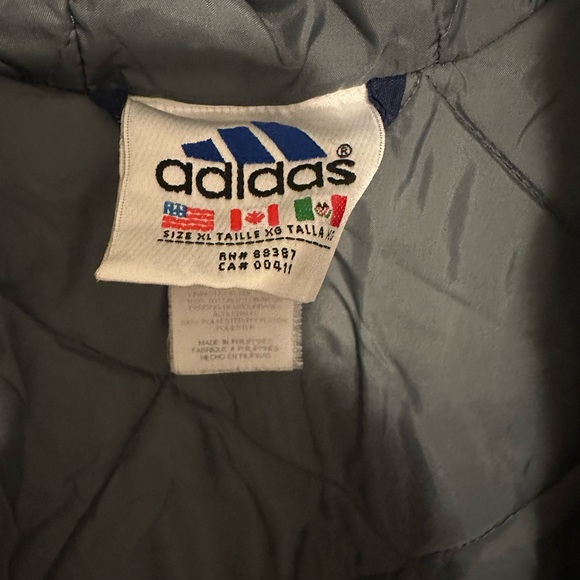 Adidas Jacket/Coat zip up Size XL (missing zipper) - Picture 4 of 4